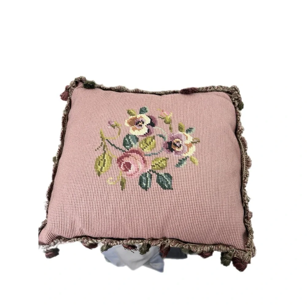 Vintage C&F Home Reddouts's‎ Toss Rose Mauve  Needlepoint Tassel Throw Pillow